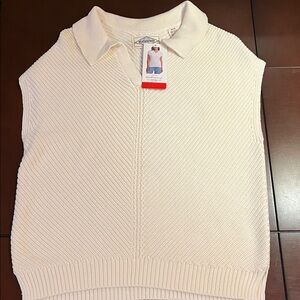 Weatherproof short sleeve sweater